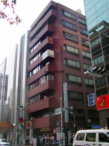 ブラザービル 外観