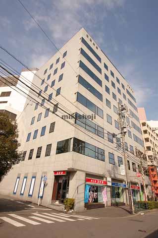 オブリ・ユニビル 外観