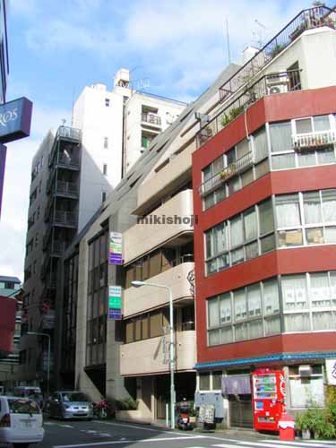 ＢＥＡＶＥＲＳ　ＩＫＥＢＵＫＵＲＯ 外観