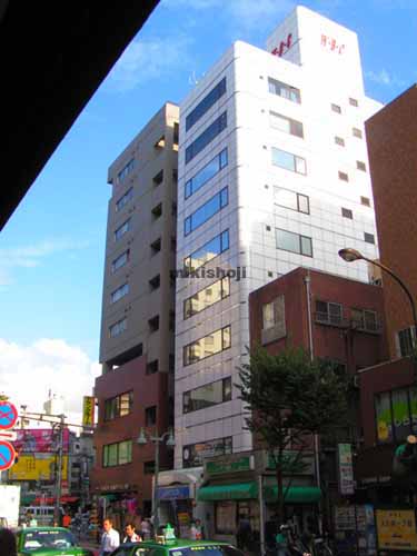 ワールドビジネスセンター 外観