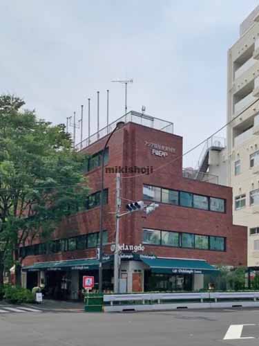 アジア福祉教育財団ビル 外観