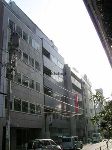 ゲンベエビル 外観