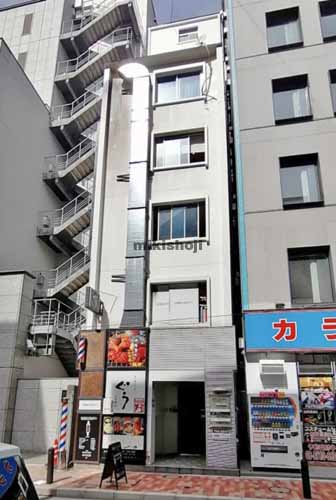 共同ビル（新八重洲口） 外観