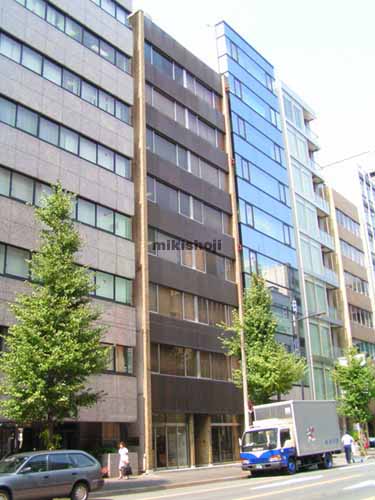 ファーストビル 外観