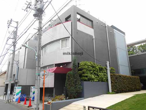 シェ・イレーヌビル 外観