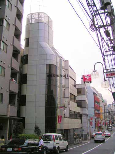 新宿オービル 外観