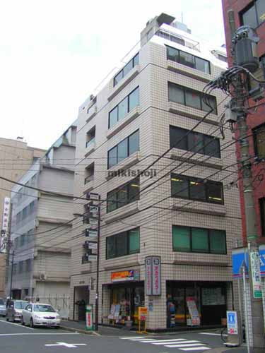 カワベビル 外観