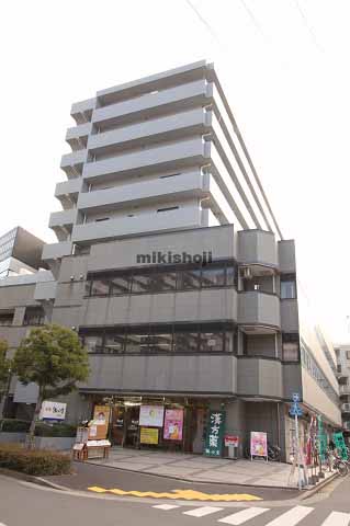 アールズコート 外観