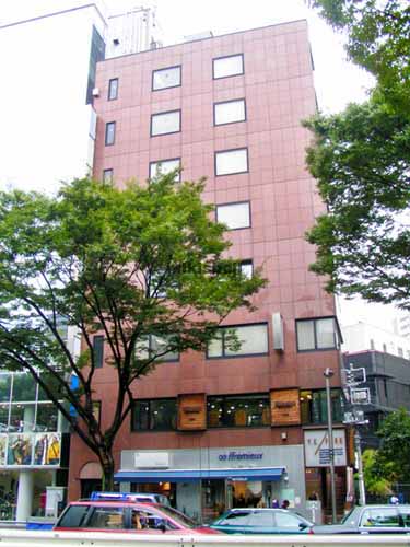 アオヤマビル 外観