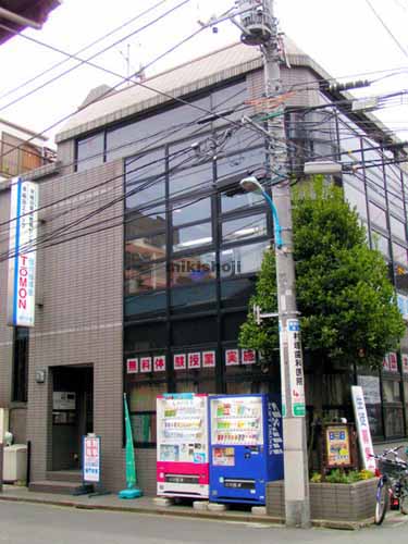 ミナエビル 外観