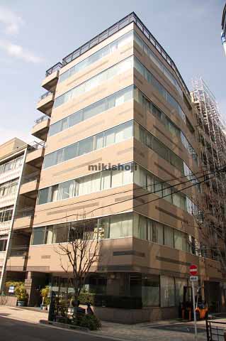 ツバメグロースビル 外観