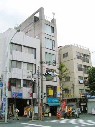 いせかねビル 外観