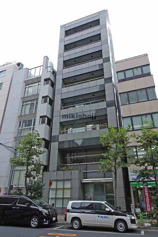 トリヤスビル 外観