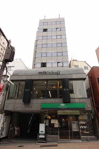 ローベル神楽坂ビル 外観