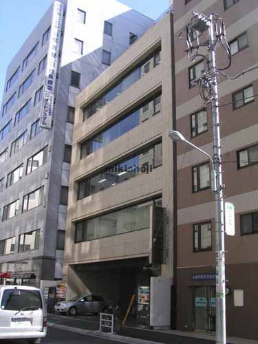 岩清日本橋ビル 外観