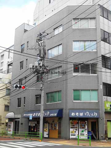 カーチェ湊 外観