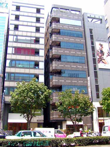 ＫＦＩビル 外観