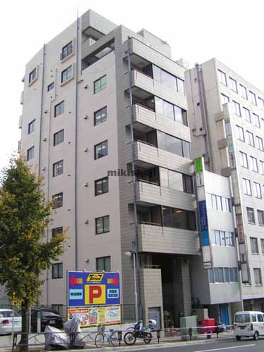 聖堂前ビル 外観