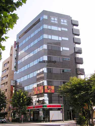 神保町スリービル 外観