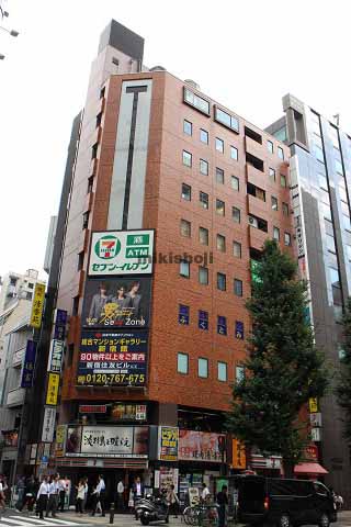 タウンウエストビル 外観