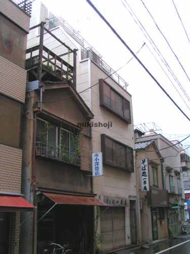 高野サンパレスビル 外観