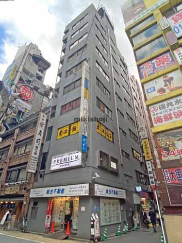 新宿野村ビル 外観