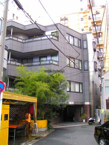 ヴィレッジ山村 外観