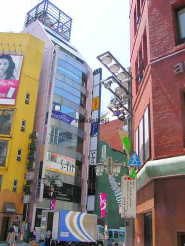 三経２５ビル 外観