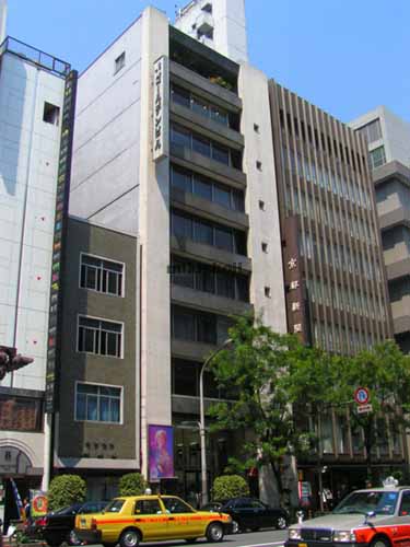 ニューギンザビル１２号館 外観