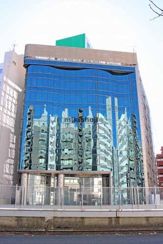 日本情報産業ビル 外観