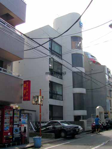 １２ＭＯＮＴＨＳビル 外観