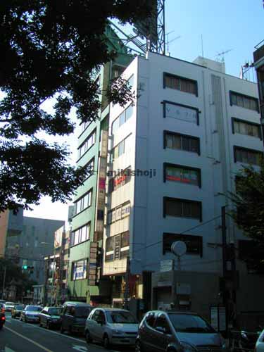 十八番館ビル 外観