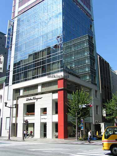 銀座御幸ビル 外観