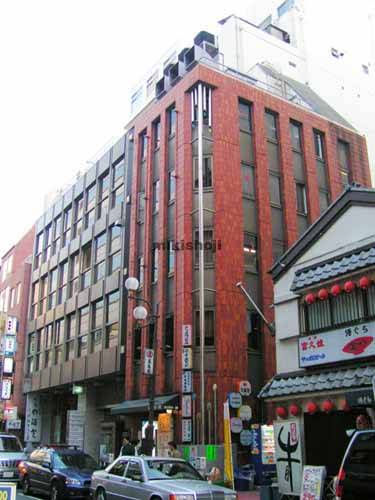 ナリカワビル 外観