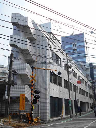 秀和代々木駅前ビル 外観
