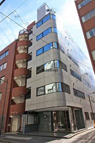 アーク神保町ビル 外観