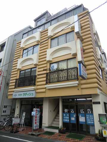 伊地智ビル 外観