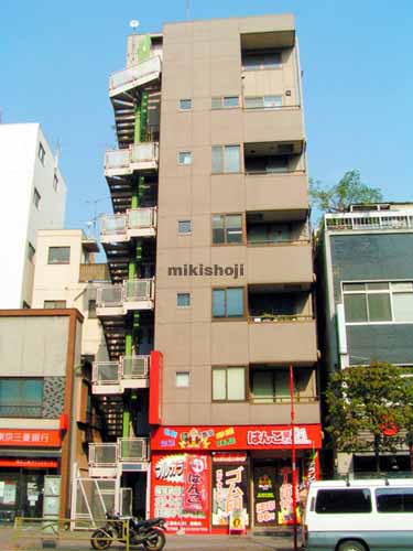 アマノビル 外観