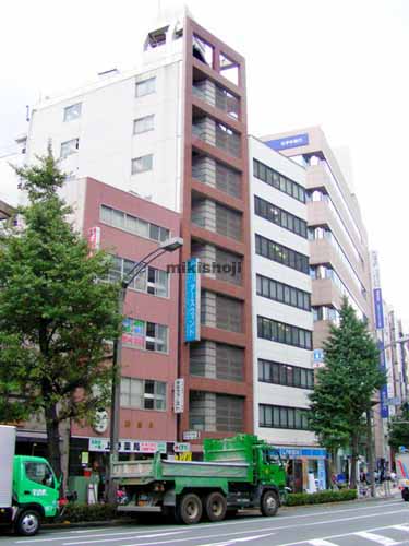 尾上貿易上野ビル 外観