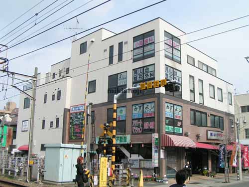 尾山台駅前ビル（尾山台いちば） 外観