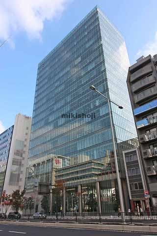 楽天クリムゾンハウス青山 外観