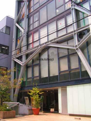 長谷川力ビル 外観