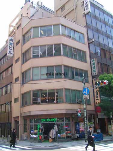 ＹＵＫＥＮ新橋ビル 外観