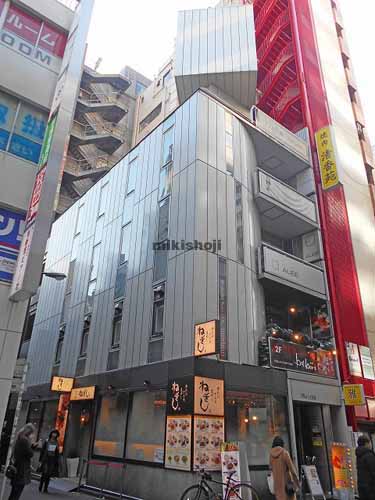 １１４ビル 外観