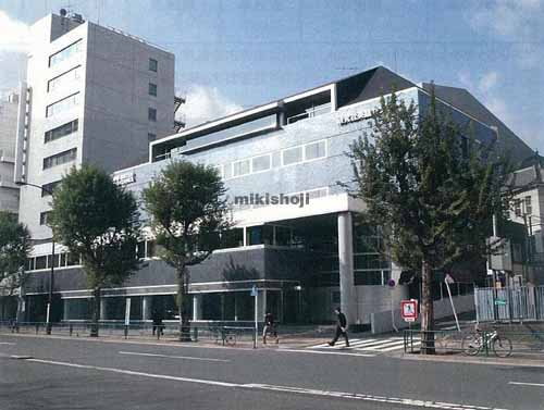 研究社英語センタービル 外観