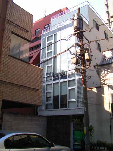 人材開発ビル 外観