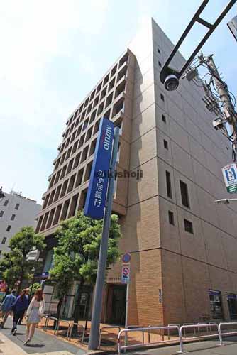 新六本木ビル 外観