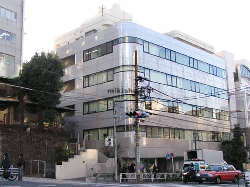 バティマン・イケダビル 外観