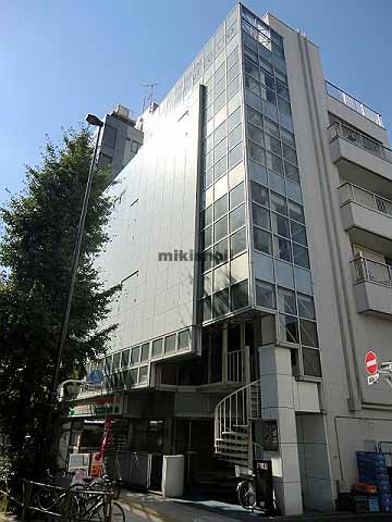 ダイムタワービル 外観