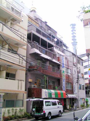 横塚ビル 外観